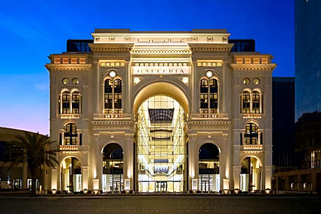 The Hotel Galleria Jeddah, Curio Collection by Hilton