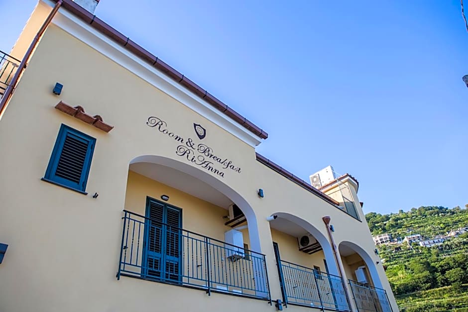 Rianna Rooms & Breakfast