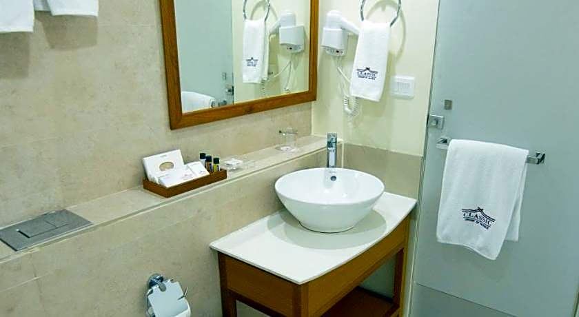 Classic Grande Imphal, a member of Radisson Indiviuals