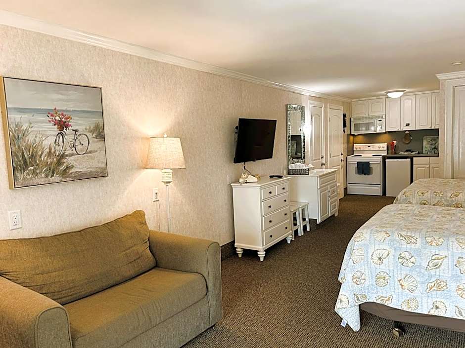 Falmouth Heights Motor Lodge