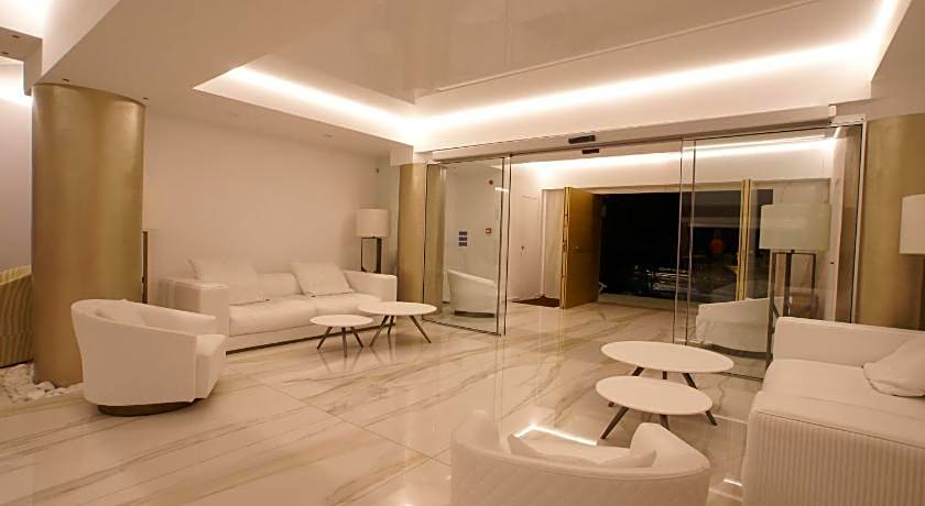 Dionysos Hotel
