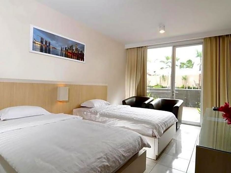 Royal Hotel N' Lounge