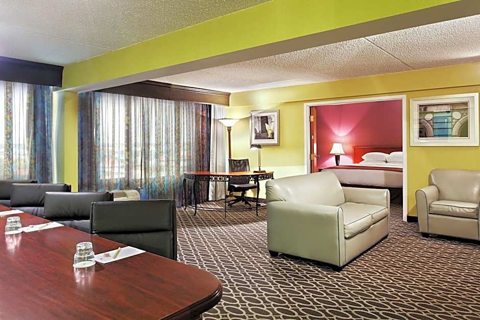 DoubleTree By Hilton Richmond-Midlothian