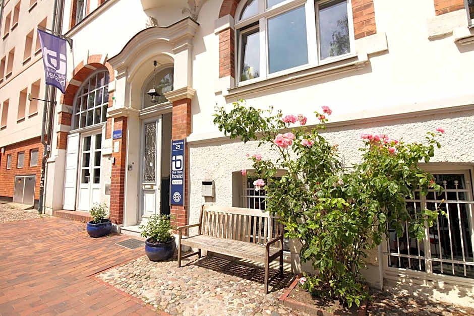 Blue Doors Hostel Altstadt