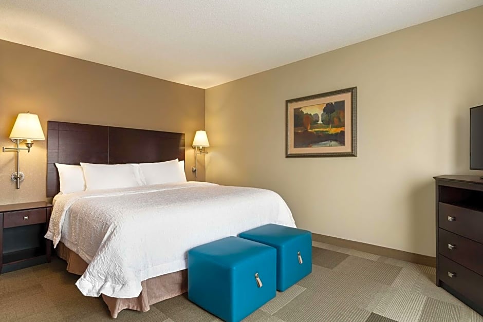 Hampton Inn By Hilton & Suites Atlanta Airport West/Camp Creek Pkwy