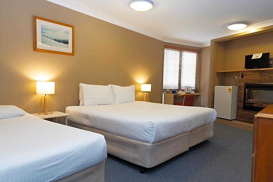 The Man from Snowy River Hotel