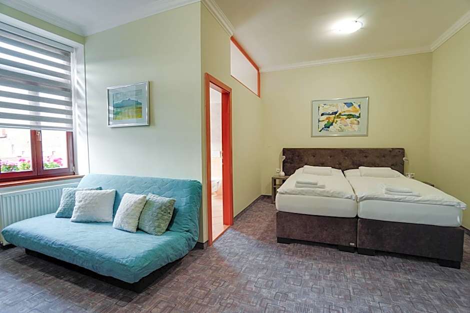 Penzión Hradbová Old Town Residence & SPA