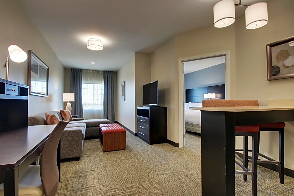 Staybridge Suites Plano - The Colony