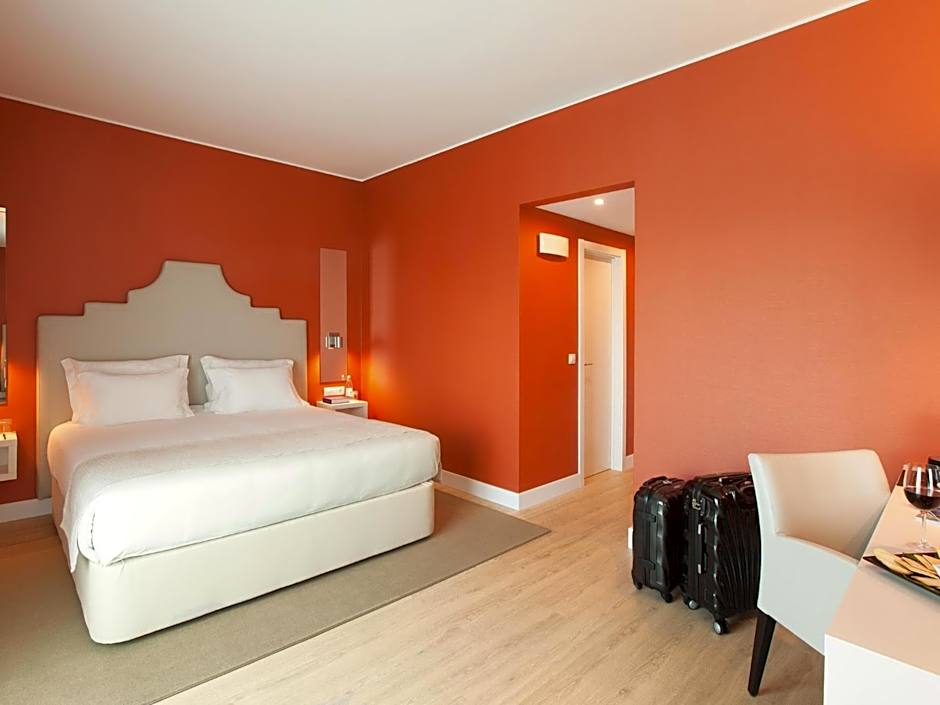 LUTECIA Smart Design Hotel