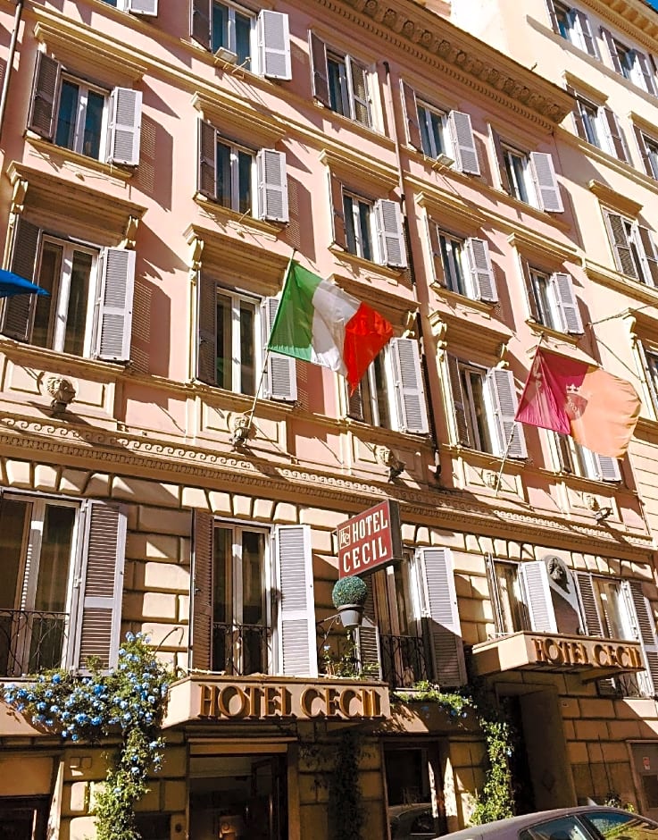 Hotel Cecil