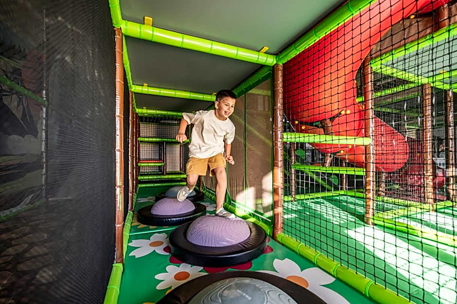 Falkensteiner Club Funimation Borik