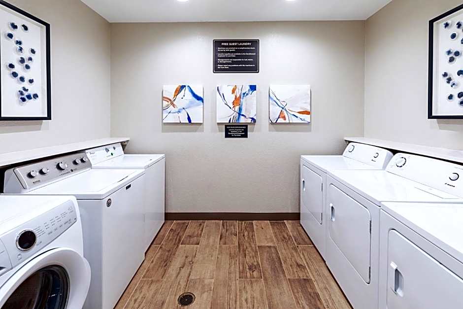 Candlewood Suites Fayetteville By IHG