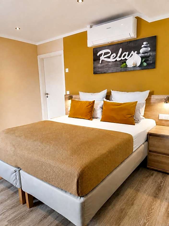 Hotel Select Suites & Aparts