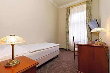 Single Room in Bella Building