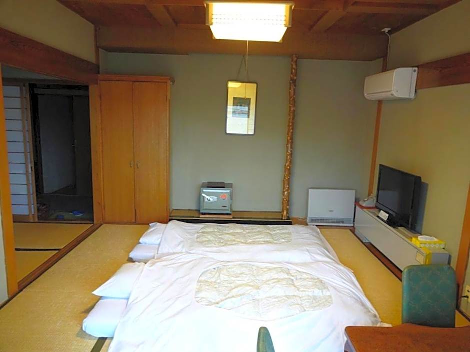 Yudanaka Onsen Shimaya