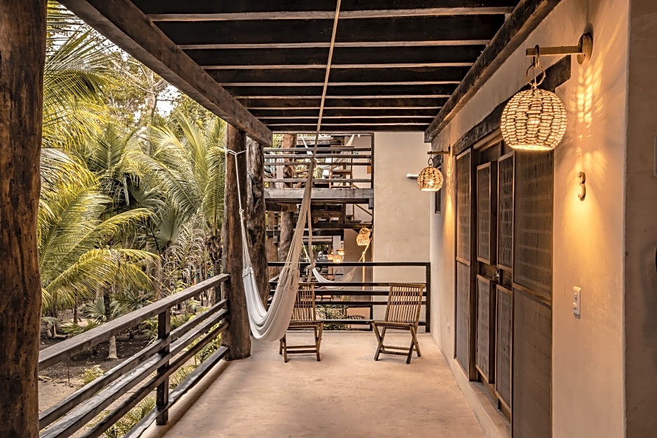 Hotel Buenavista Bacalar Jungle Experience