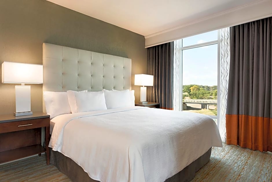 Embassy Suites by Hilton Greenville Downtown Riverplace