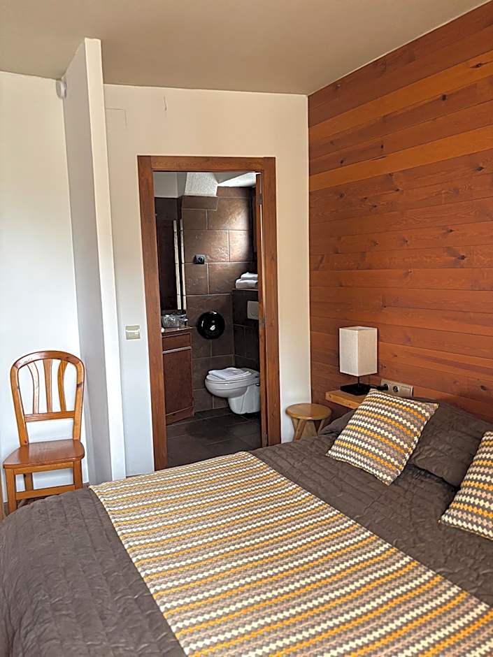 Photo 1 of 21 of 1 Bedroom Apartment