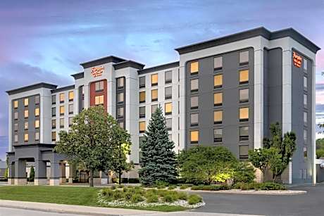 Hampton Inn and Suites by Hilton Windsor