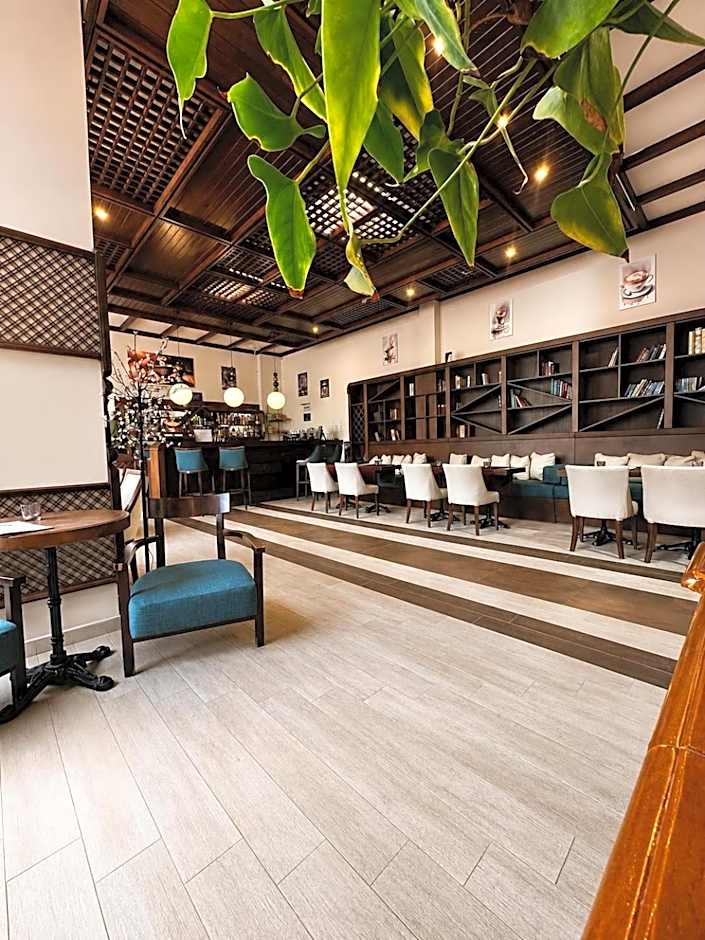Zara Hotel