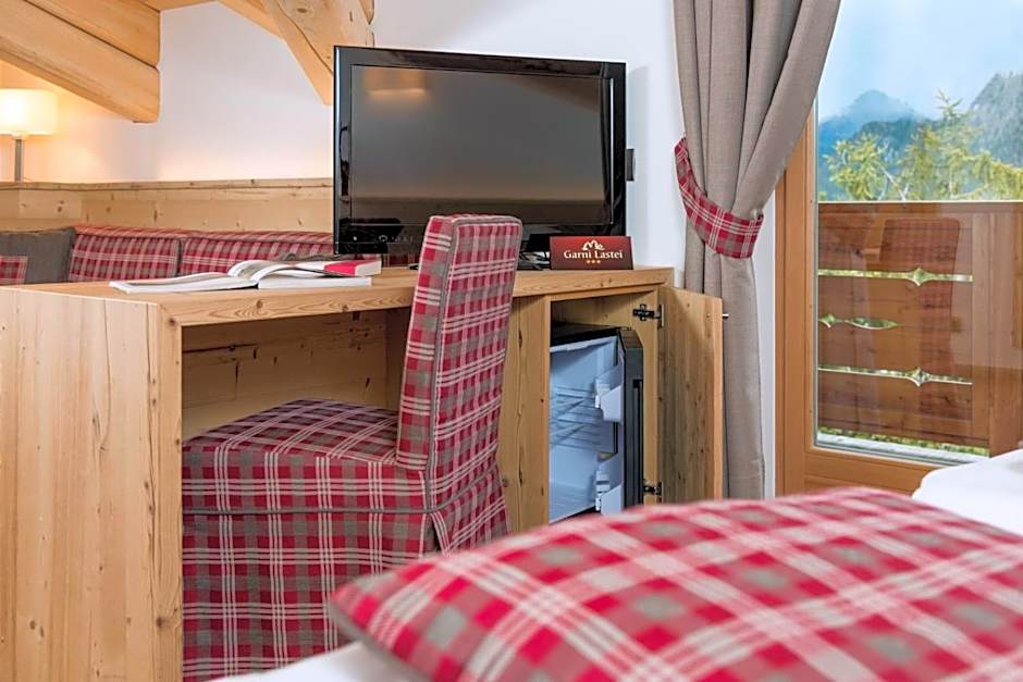 Hotel Garni Lastei