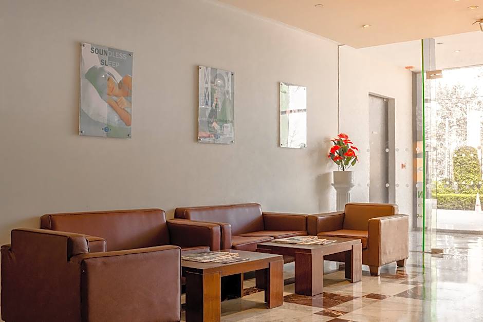 Caspia Hotel New Delhi Shalimar Bagh – Delhi, IN