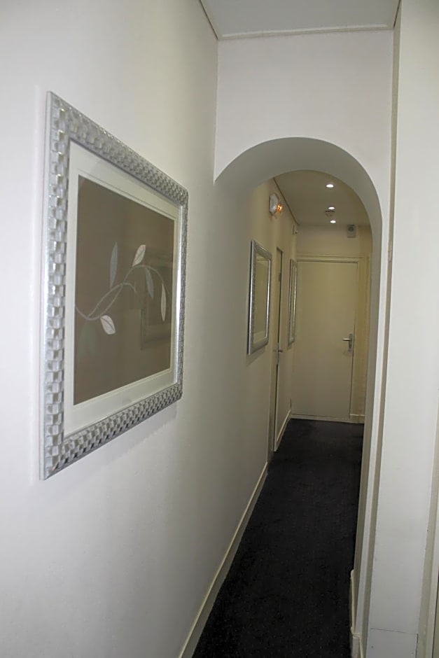 Hotel The Originals du Grand Monarque Nantes Gare