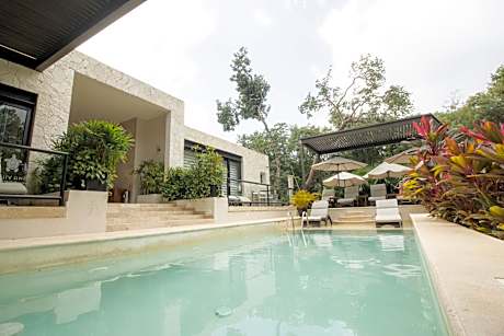 Xaha Villas Suites & Golf Resort
