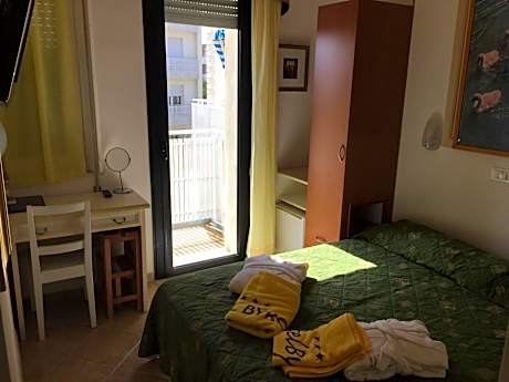Economy Double Room