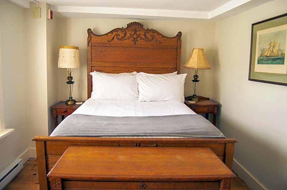 The General Stanton Inn