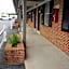 Harvest Drive Family Inn - Renovated Rooms