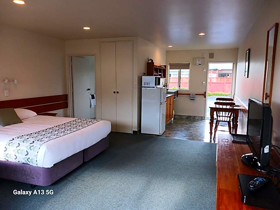 Anatoki Motel