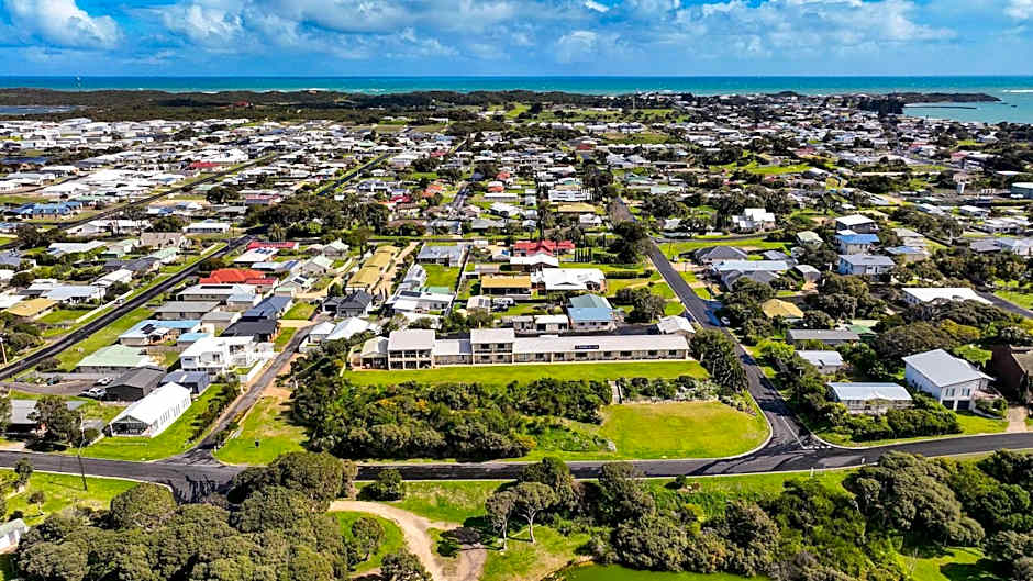 Lakeview Motel & Apartments