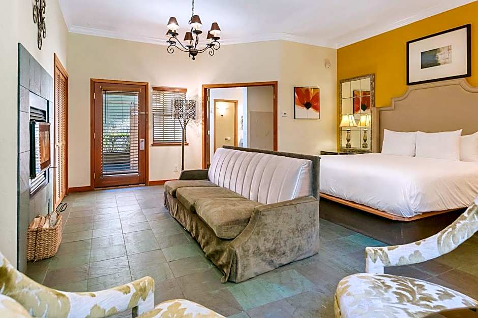 Sonoma Coast Villa and Spa