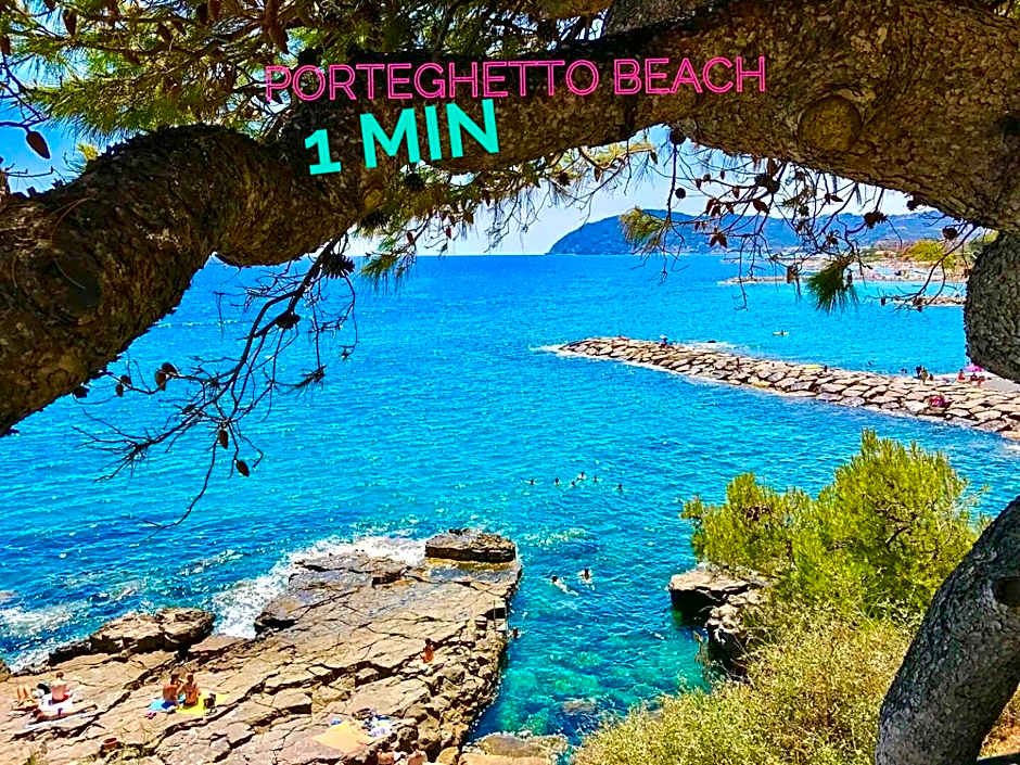 Conca Verde c21- BEACH FRONT little villas POOL, private JACUZZI sea view