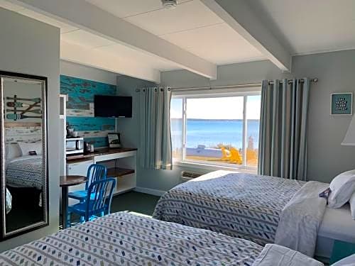 Beachfront Inn