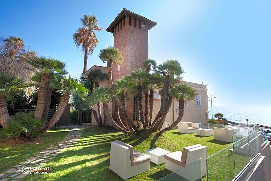 Ngonia Bay Boutique Hotel
