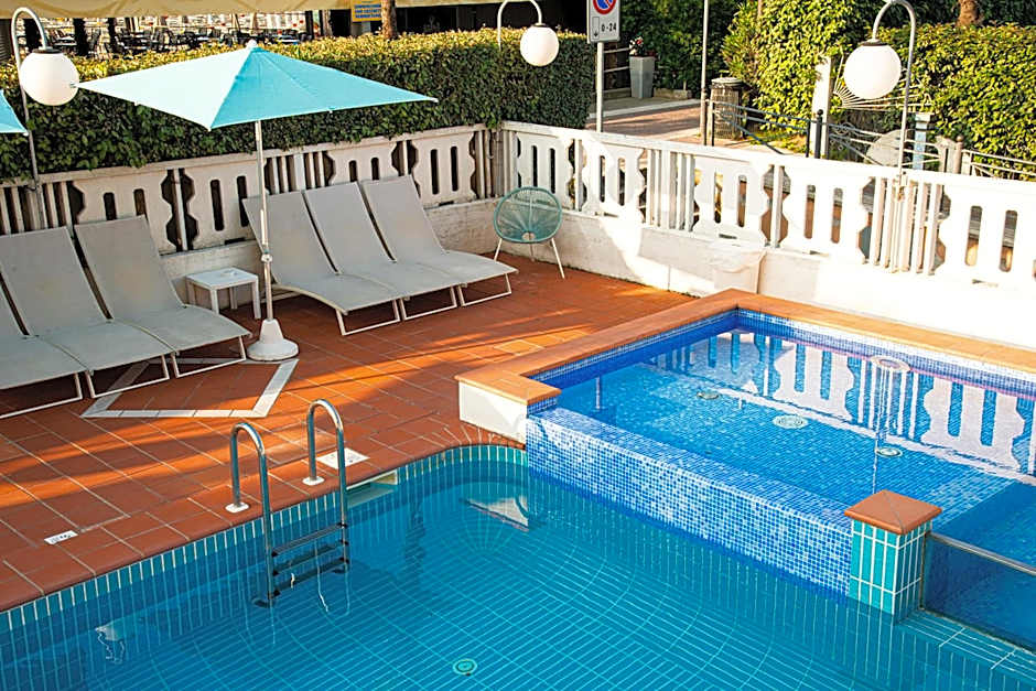 Hotel Savoy
