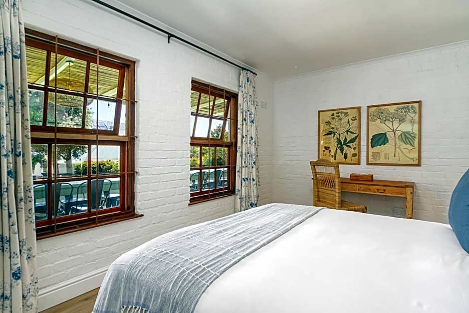Noordhoek Village Hotel