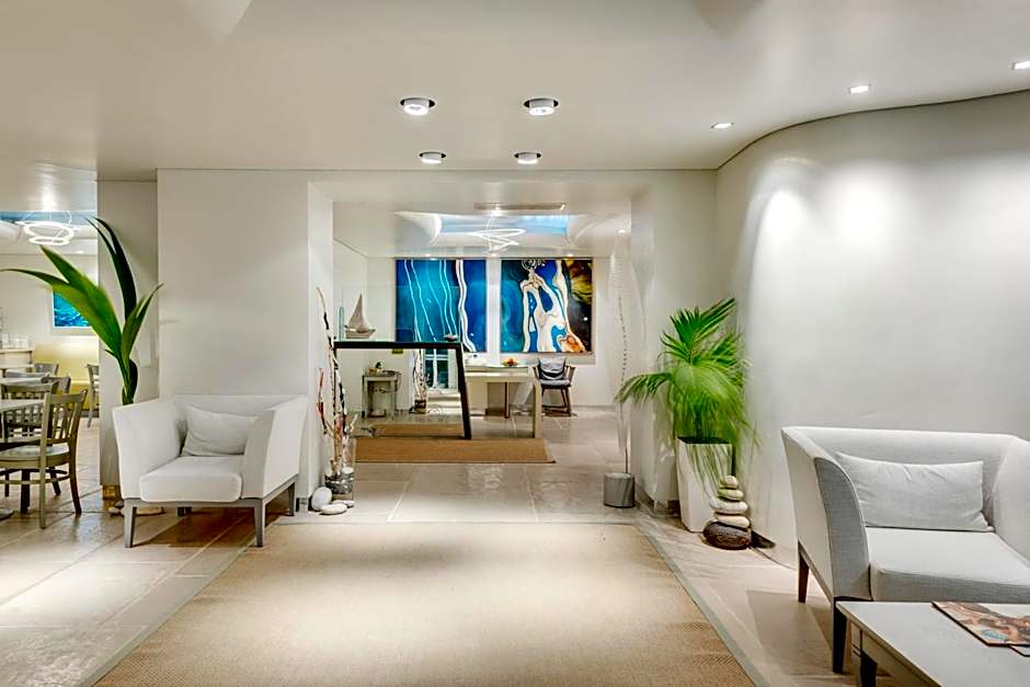 Kouros Art Hotel (Adults Only)