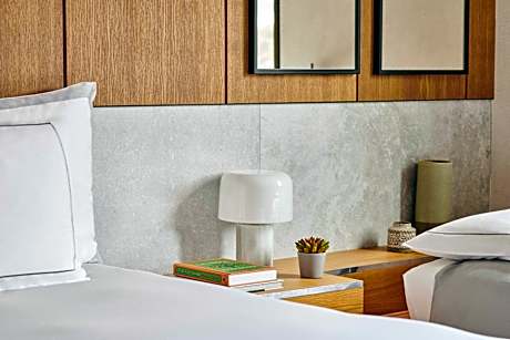 King Room with Extra Bed