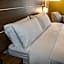 Holiday Inn Express Hotel & Suites Roseville - Galleria Area By IHG