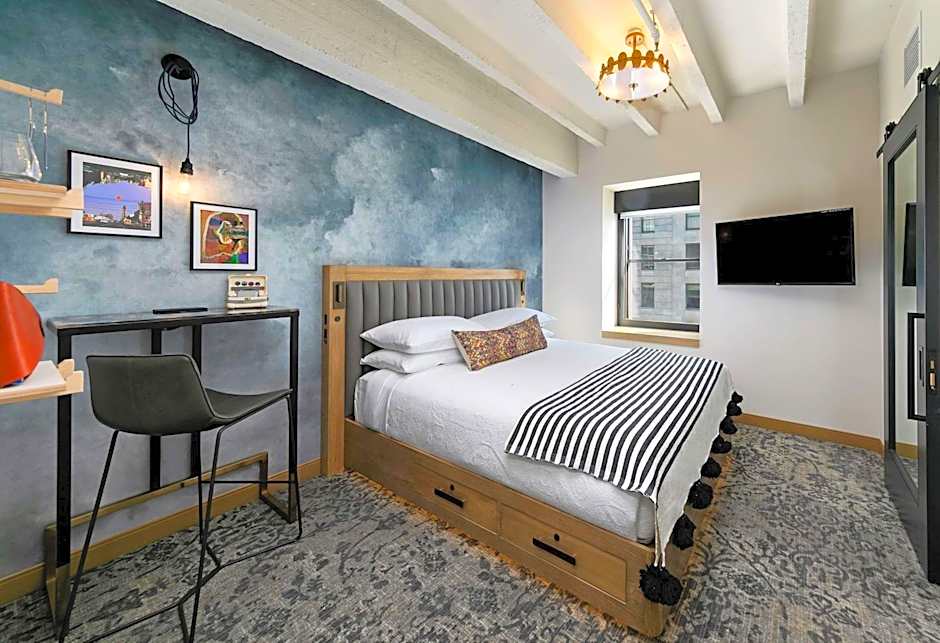 The Wayfarer Downtown LA, Tapestry Collection by Hilton