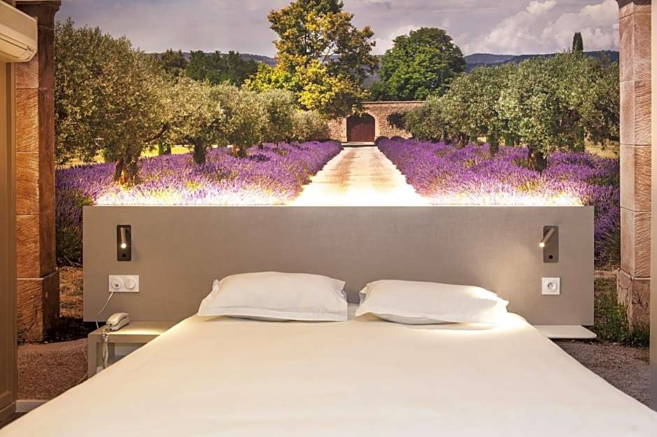 Brit Hotel Avignon Sud Le Calendal