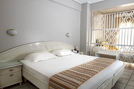 Comfort Quadruple Room