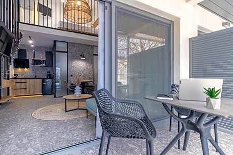 Deluxe Suite with Spa Bath