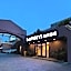 Home Inn · Neo (Ningbo Railway Station North Square Branch)