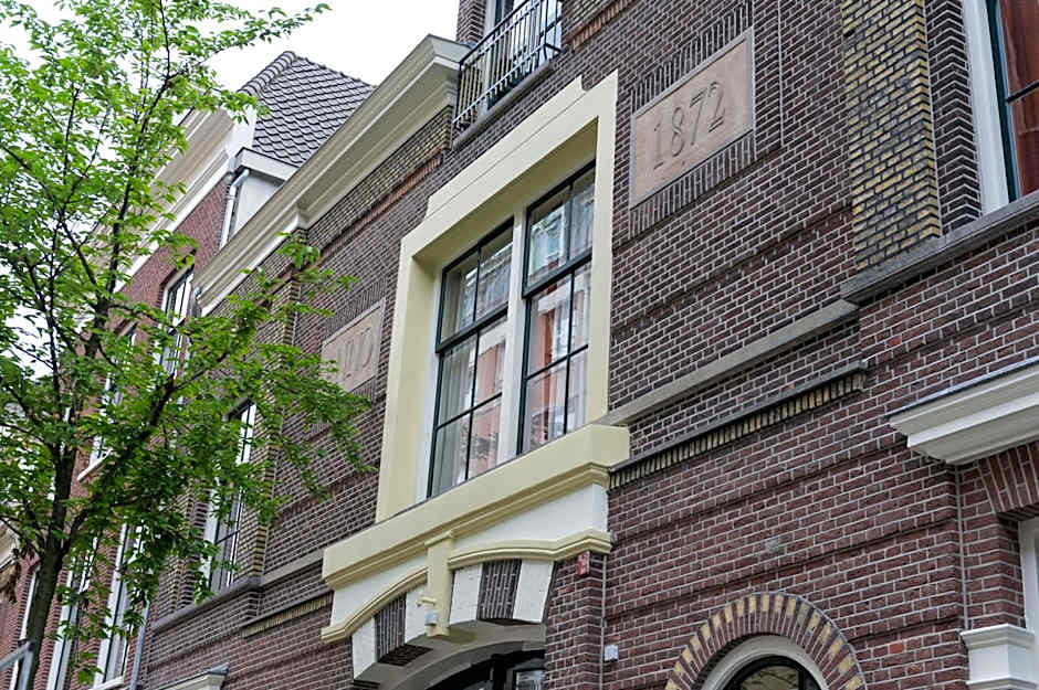 Golden Mansion Apartments