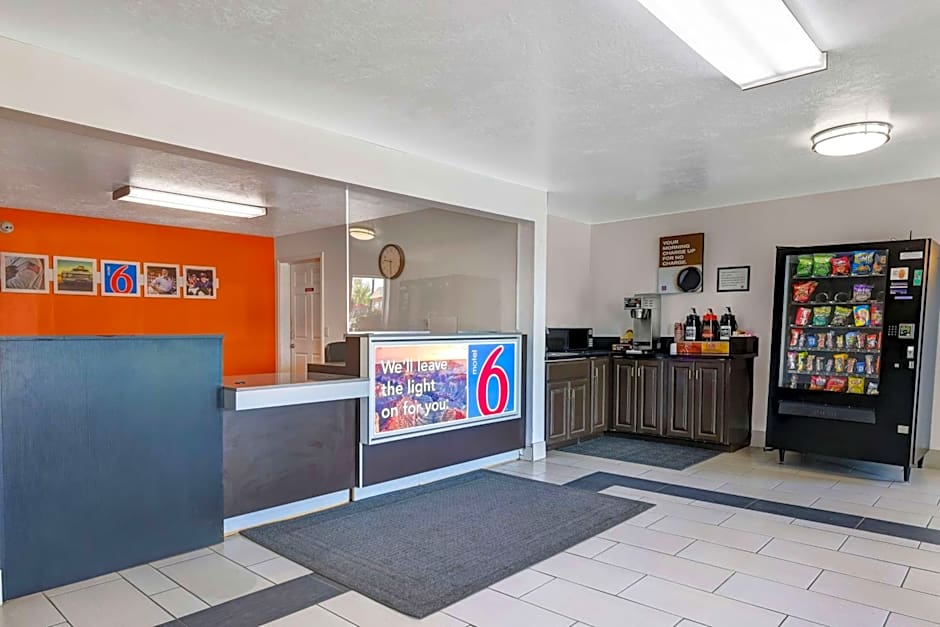 Motel 6-Beaver, UT