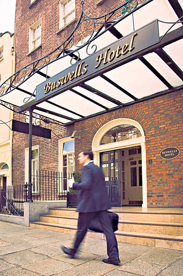 Buswells Hotel